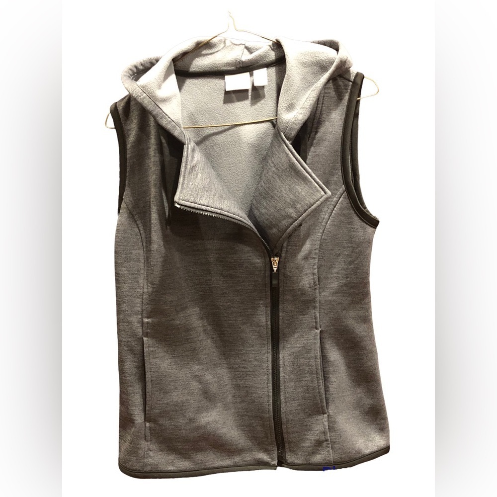 Chico’s Weekends Grey Front Zip Hooded Vest Sz S